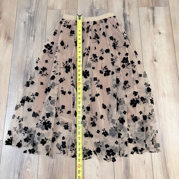 Chicwish Fairycore Goth Tulle Midi Skirt Flocked Floral Vintage Dark Academia S - Picture 7 of 8